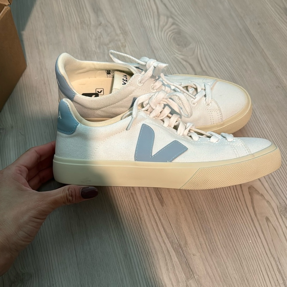 Veja campo sneaker